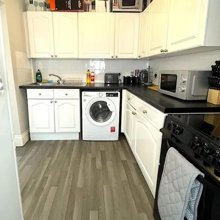 Semesterbostad Tranquil 3 Bed Haven Near Harbourside Bristol